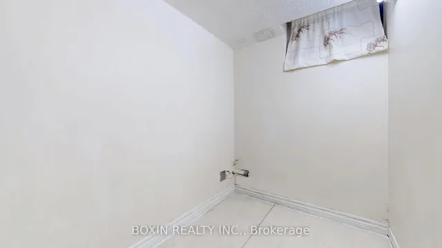 Additional image 27 of 55 Heathview Ave