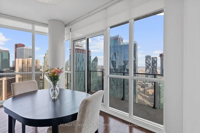 Additional image 9 of 65 Bremner Blvd Unit PH5103