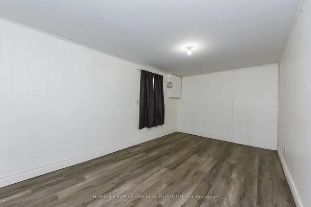 Additional image 38 of 3424 Laddie Cres