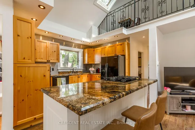 Additional image 12 of 35 Ellins Ave