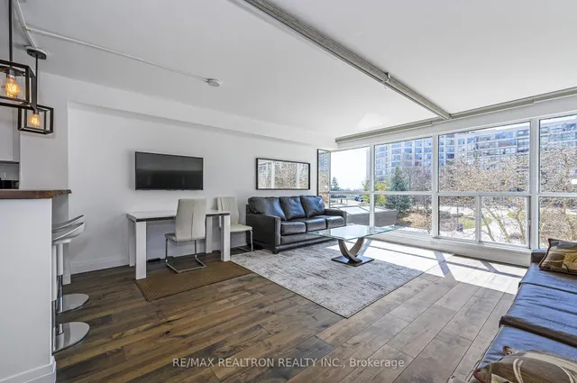 Additional image 18 of 2261 Lake Shore Blvd Unit 220