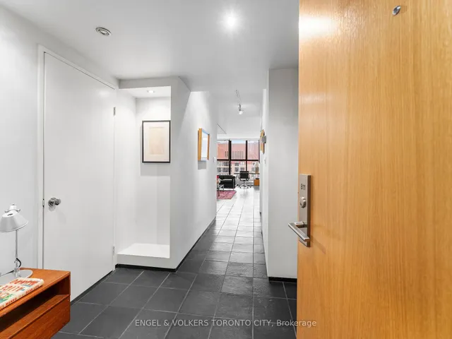 Additional image 2 of 35 Church St Unit 811