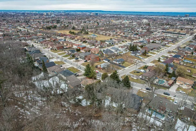 Additional image 33 of 122 Pine Dr