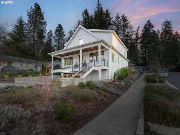 4278 SW Carson St, Portland, OR 97219