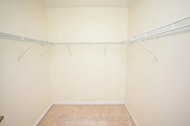 Additional image 27 of 37 Seafair Cres