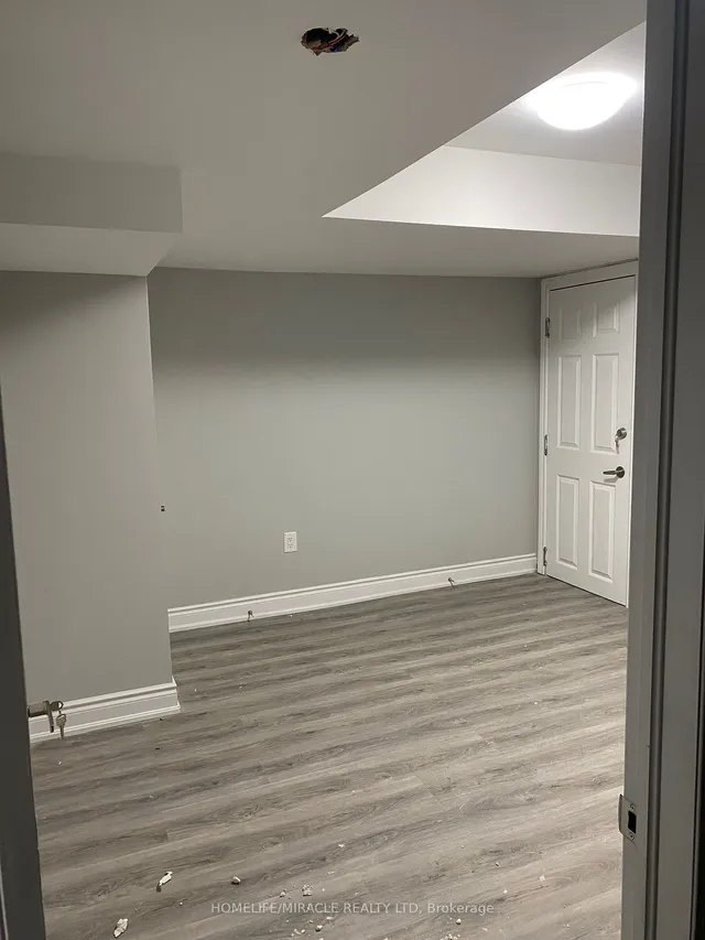 Additional image 21 of 20 Amy Ave