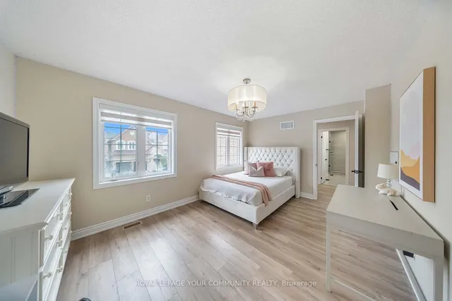 Additional image 29 of 15 Pika Tr