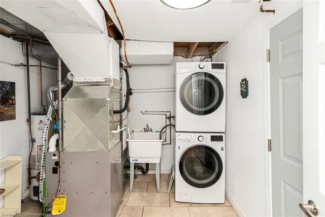 Additional image 36 of 26 Moss Blvd Unit 32