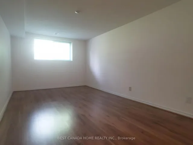 Additional image 14 of 252 Olive Ave