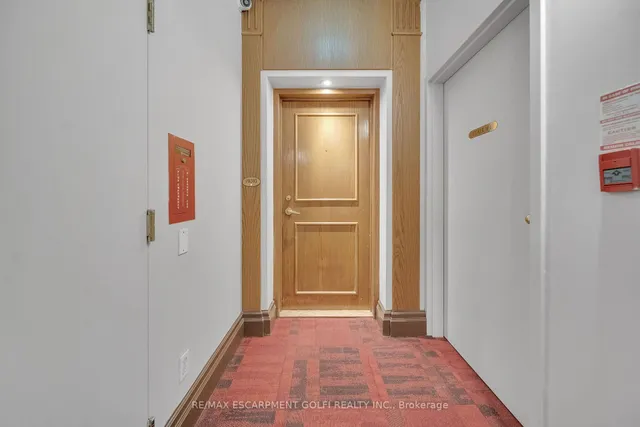 Additional image 8 of 8 Lee Centre Dr Unit PH203