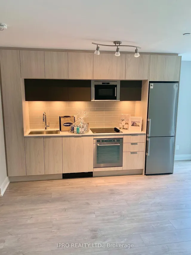 Additional image 2 of 1 Belsize Dr Unit 318