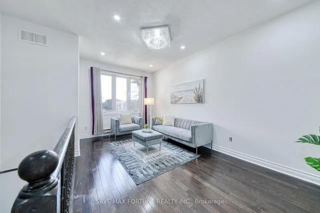 Additional image 22 of 35 Softneedle Ave