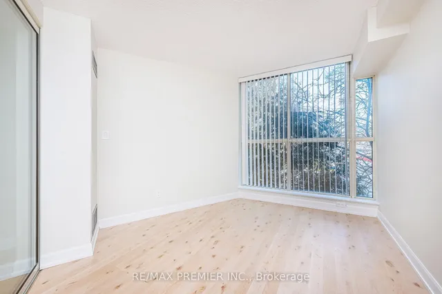 Additional image 13 of 20 Southport St Unit 313