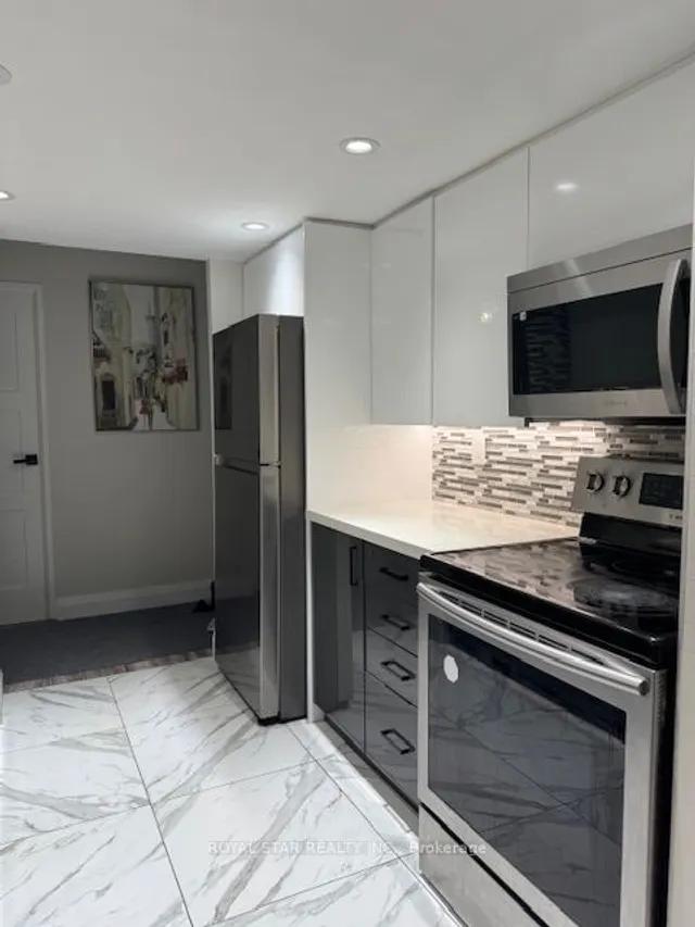 Additional image 14 of 3 Rowntree Rd Unit 805