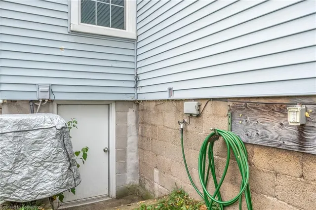 Additional image 28 of 19 Strachan St