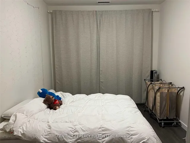 Additional image 9 of 690 King St Unit 115