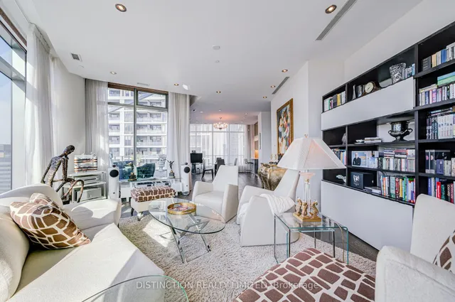 Additional image 10 of 77 Charles St Unit 1603