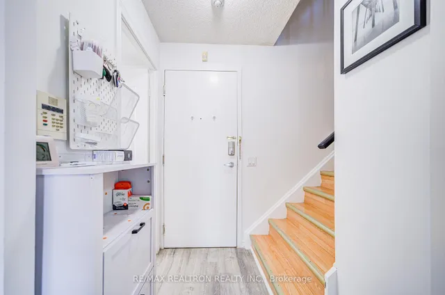 Additional image 16 of 119 Omni Dr Unit 18