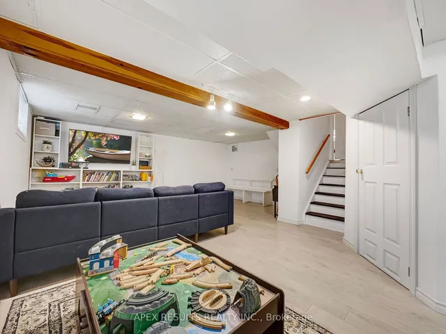 Additional image 24 of 3 Leduc St