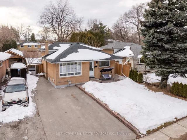 12 Sundance Cres