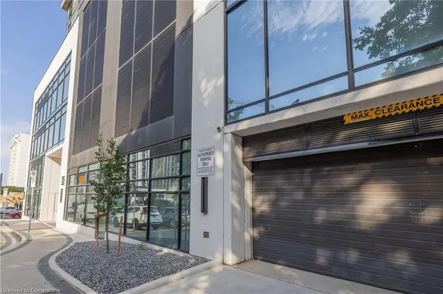 Additional image 50 of 15 Queen St Unit 902