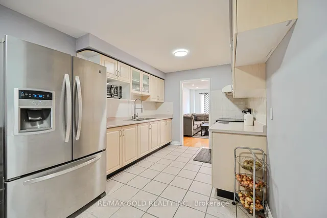 Additional image 16 of 152 Bighorn Cres