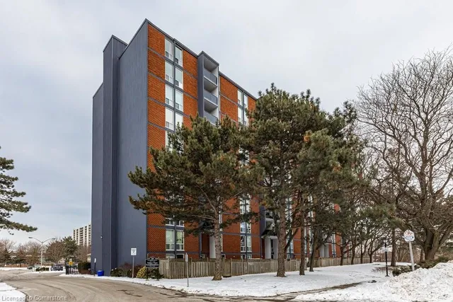 Additional image 4 of 75 Glenburn Crt Unit 409