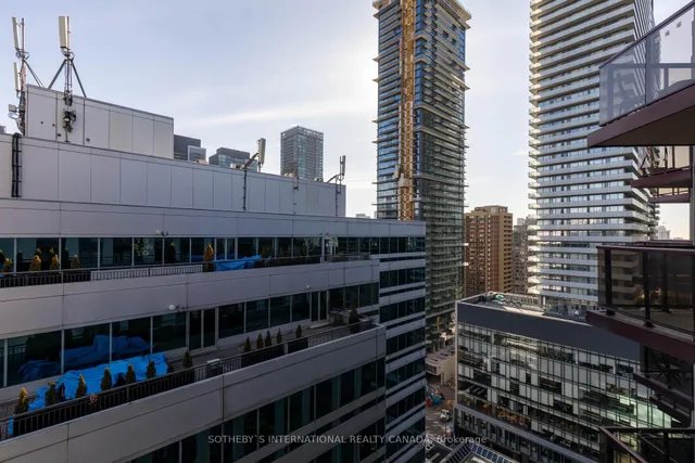 Additional image 13 of 85 Bloor St Unit 2004