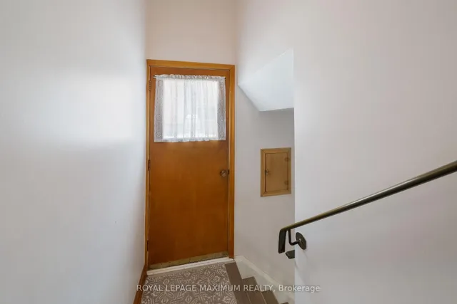 Additional image 25 of 28 Madron Cres