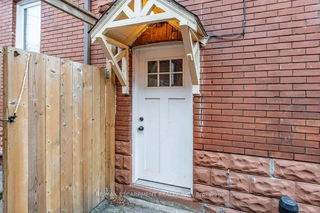 Additional image 34 of 92 Graham Ave