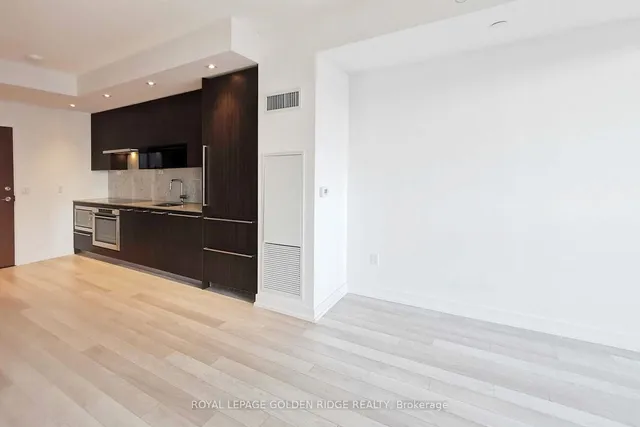 Additional image 3 of 117 McMahon Dr Unit 1108