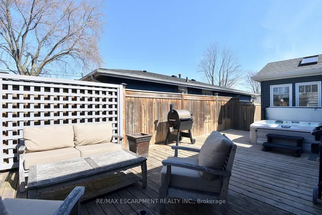 Additional image 39 of 625 Ardleigh Cres