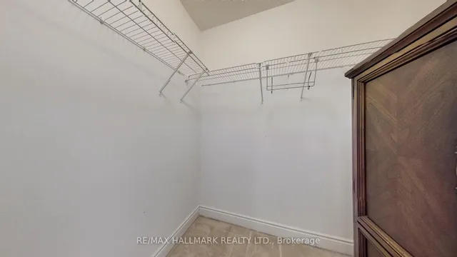 Additional image 24 of 18 Kenaston Gdns Unit 704