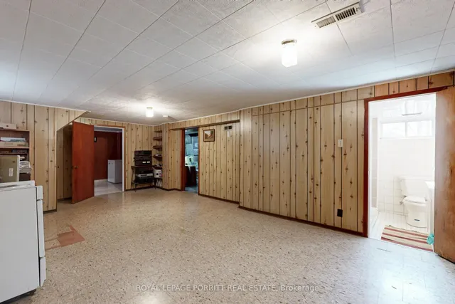 Additional image 36 of 31 Badger Dr