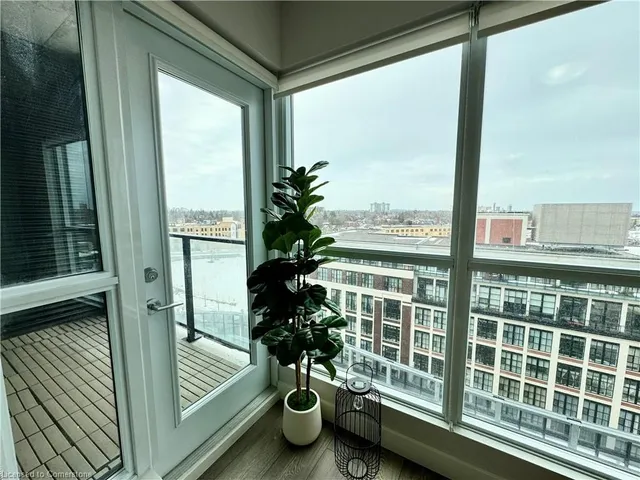 Additional image 27 of 1 Victoria St Unit 1010