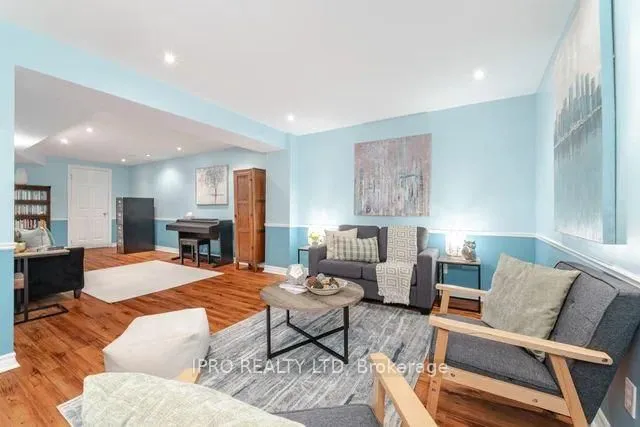 Additional image 31 of 117 Ecclestone Dr