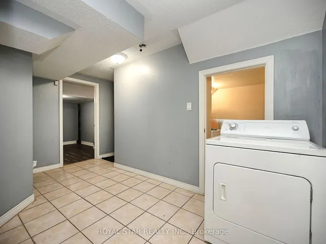 Additional image 34 of 33 Alice Spring Cres