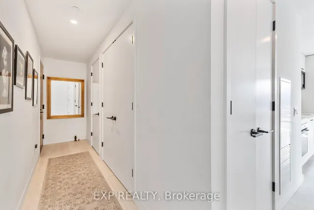 Additional image 4 of 505 Richmond St Unit 1005