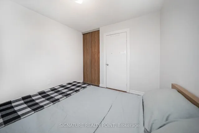 Additional image 33 of 222 Simmons Blvd