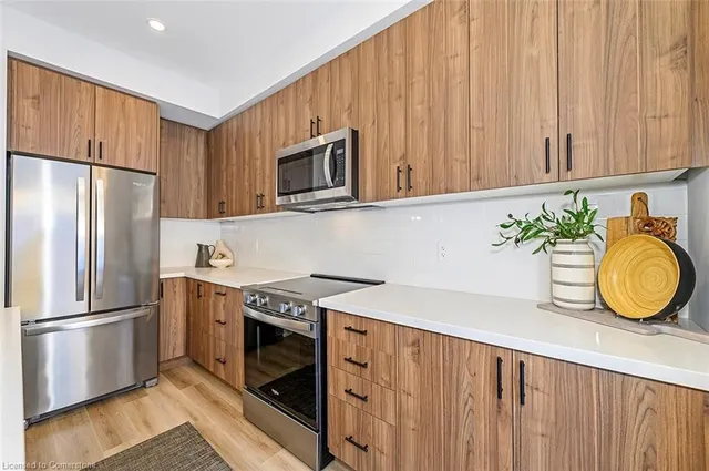 Additional image 16 of 205 Thames Way Unit 24