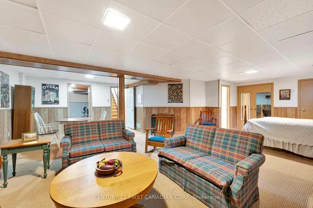 Additional image 27 of 5255 Lakeshore Rd Unit 6