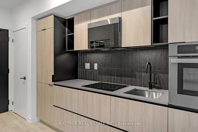 Additional image 4 of 2 Augusta Ave Unit 202