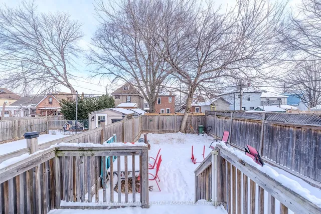 Additional image 18 of 21 Mayflower Ave