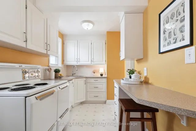 Additional image 14 of 105 Brooklawn Ave