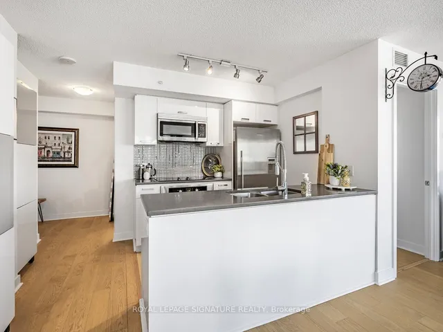 Additional image 10 of 295 Adelaide St Unit 1804