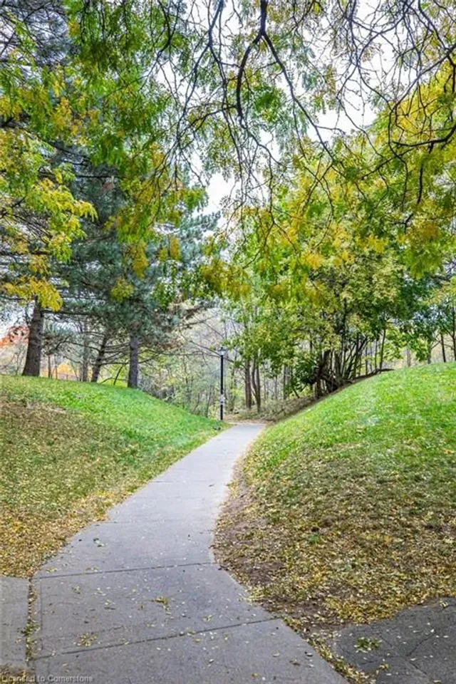 Additional image 46 of 75 Glenburn Crt