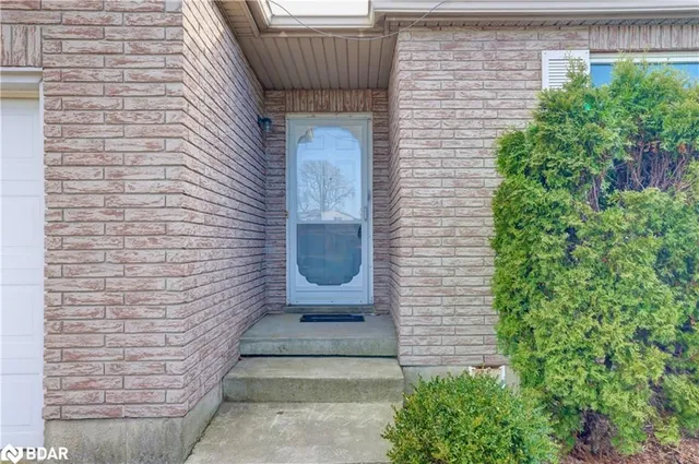 Additional image 2 of 18 Jena Crt