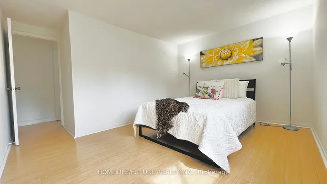 Additional image 22 of 16 Newington Cres