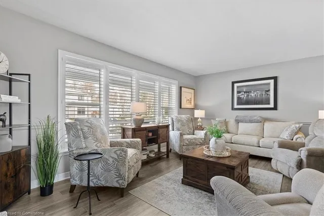 Additional image 10 of 684 Hiawatha Blvd