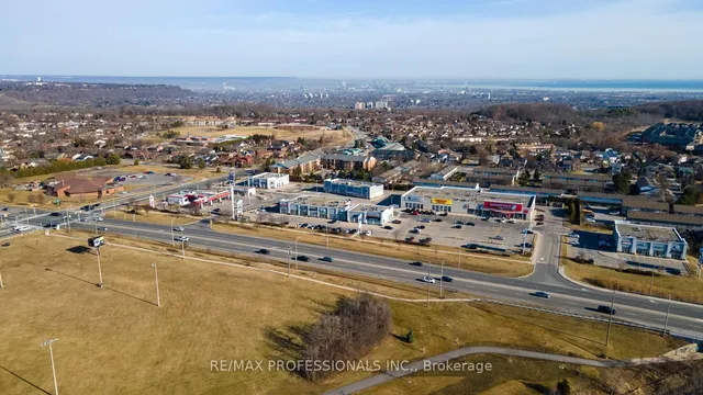 Additional image 43 of 23 Echovalley Dr Unit 8